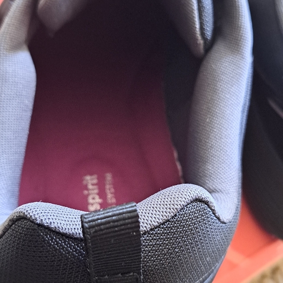 Easy Sprit Womens Skyview Water Resitant shoes NWT - Picture 6 of 16